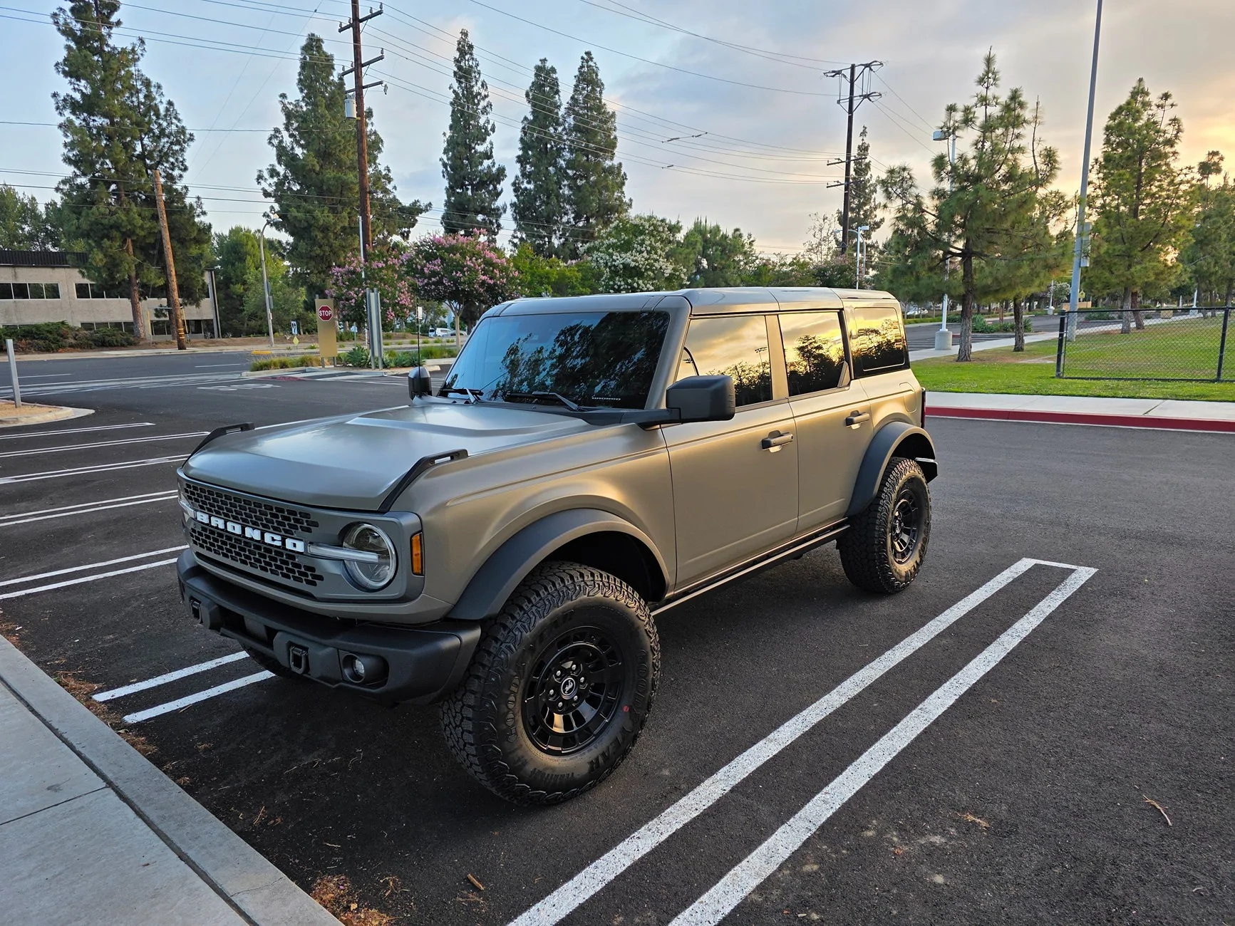 Ford Bronco Marsh Gray Colour Can people post pictures 20260523_191528