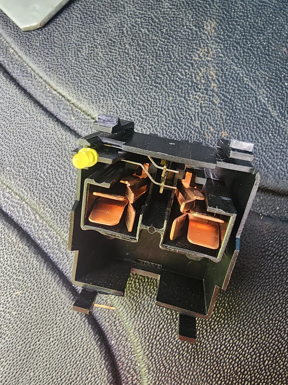 Ford Bronco How to fix loose 110V AC outlet! 20260529_112440