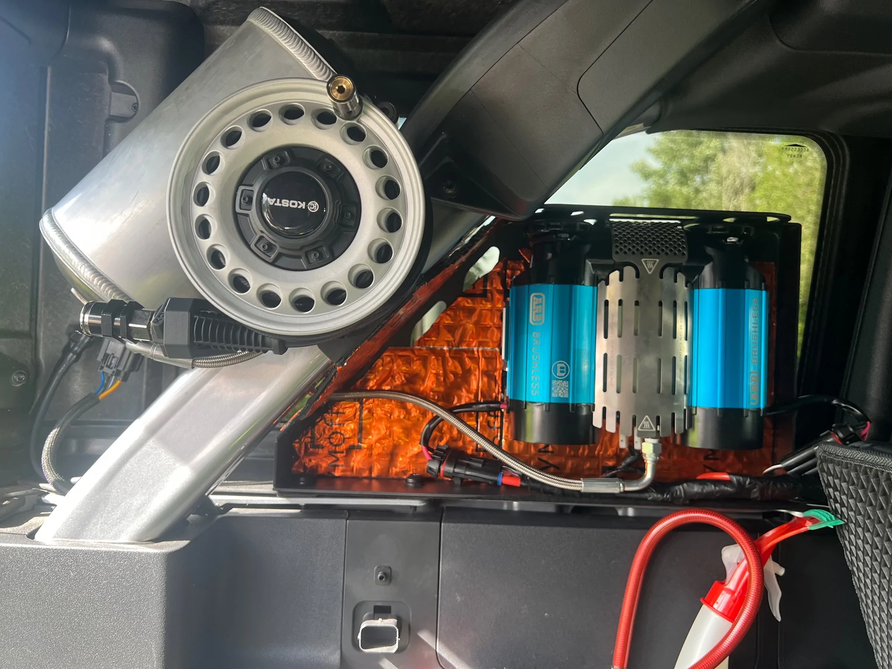 Ford Bronco ARB Brushless Compressor + Air Tank -- trunk mount install IMG_6318