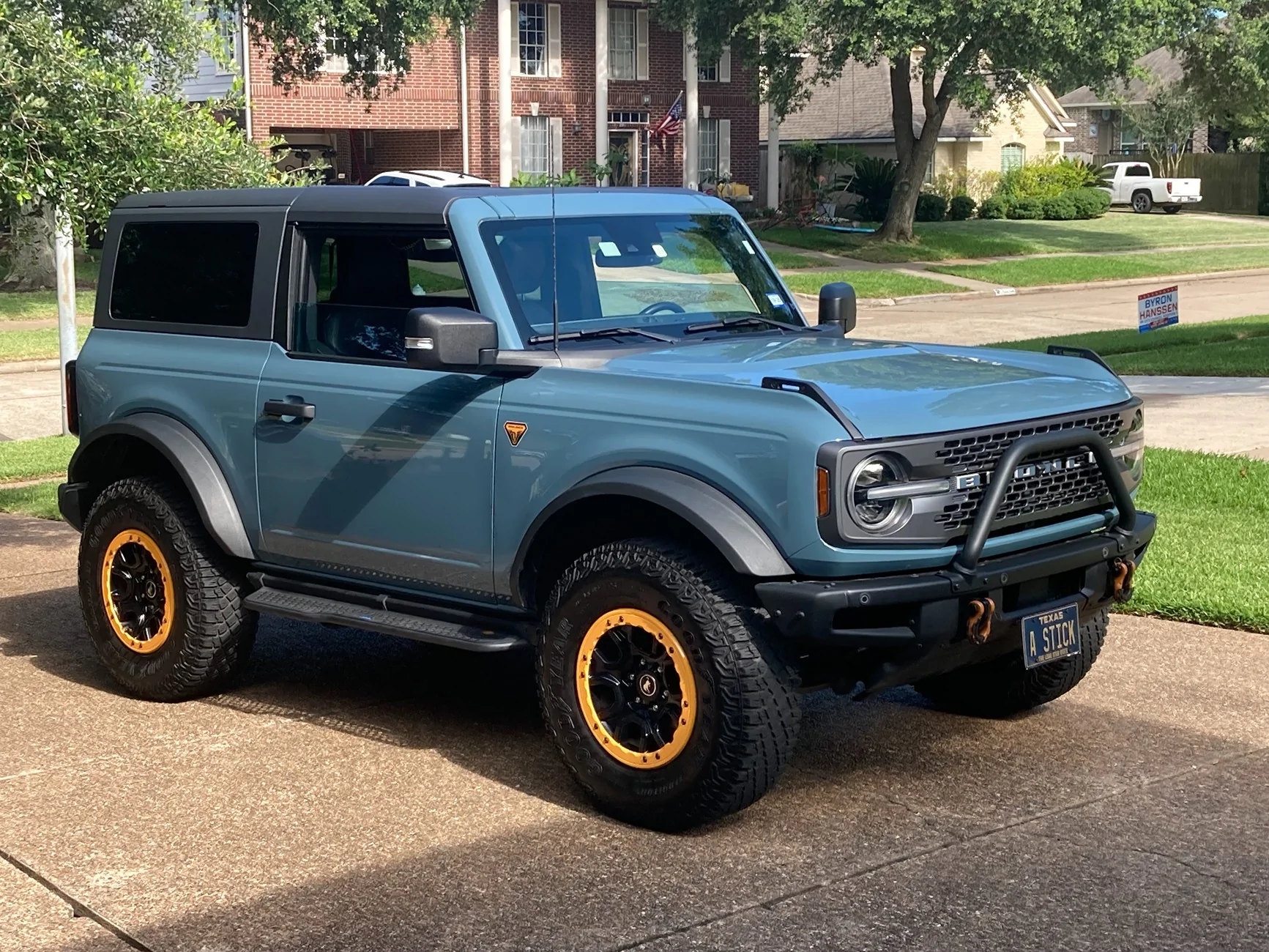Ford Bronco 2022 2-Door Badlands Manual Sasquatch 16.5k miles $45,000 OBO 22 Bronco 1