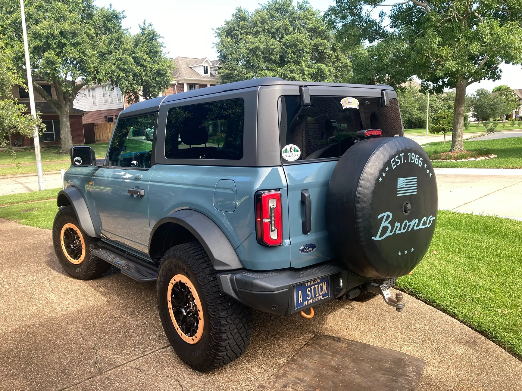 Ford Bronco 2022 2-Door Badlands Manual Sasquatch 16.5k miles $45,000 OBO 22 Bronco 3