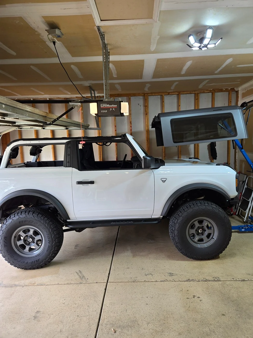 Ford Bronco What did you do TO / WITH your Bronco today? 👨🏻‍🔧🧰🚿🛠 1000001949