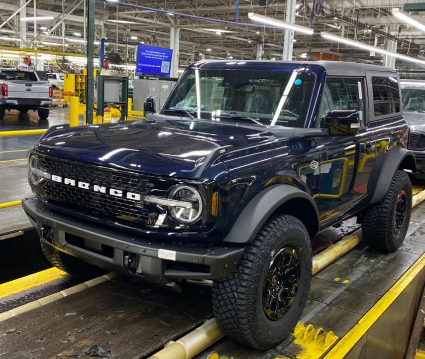 Ford Bronco ANTIMATTER BLUE Bronco Club imag
