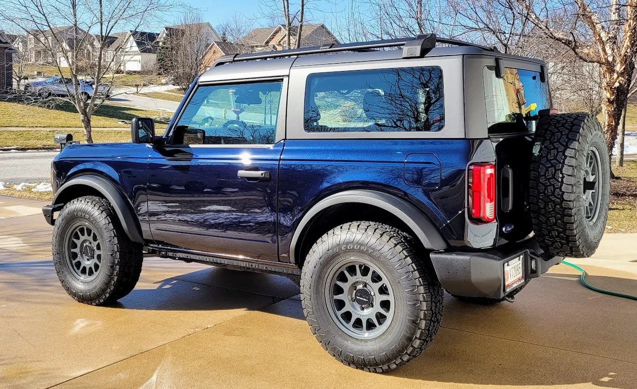 Ford Bronco ANTIMATTER BLUE Bronco Club 1780261502496-lu