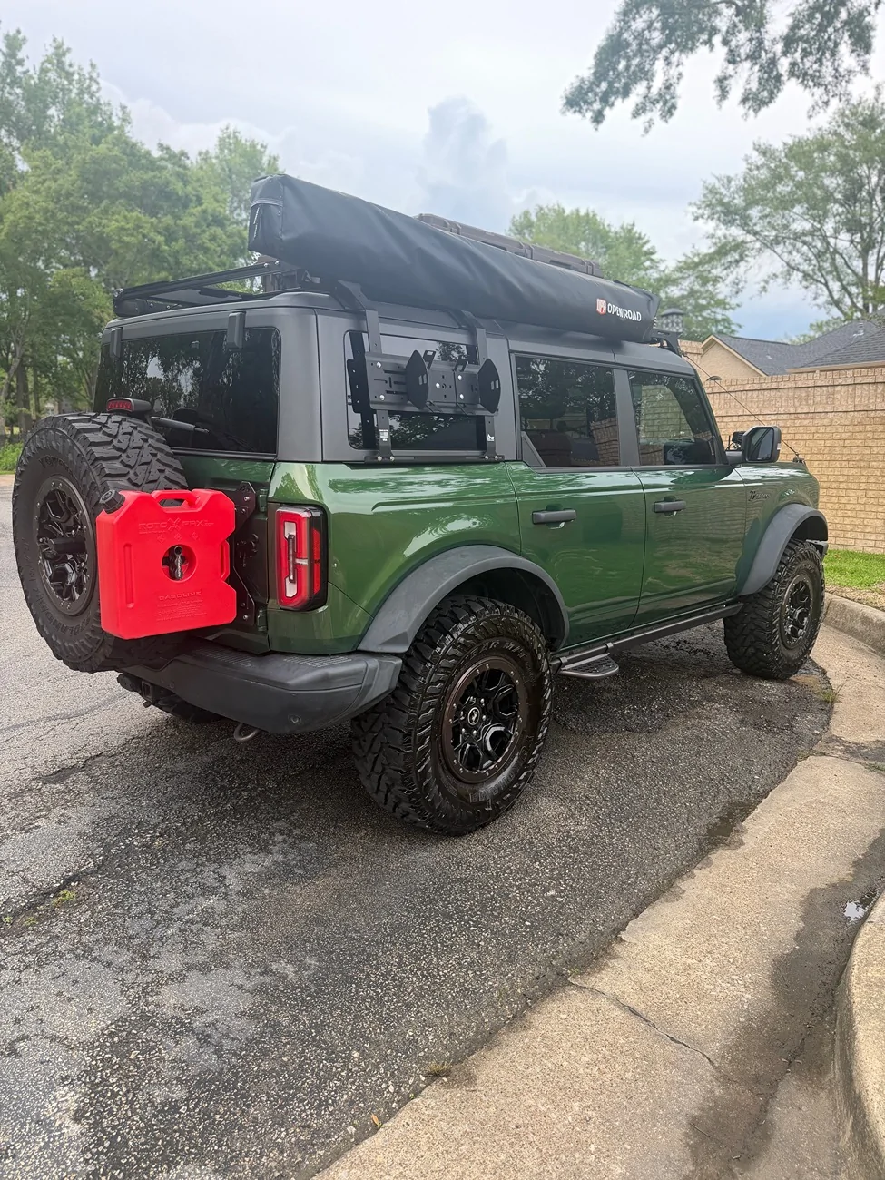 Ford Bronco ERUPTION GREEN Bronco Club IMG_1184