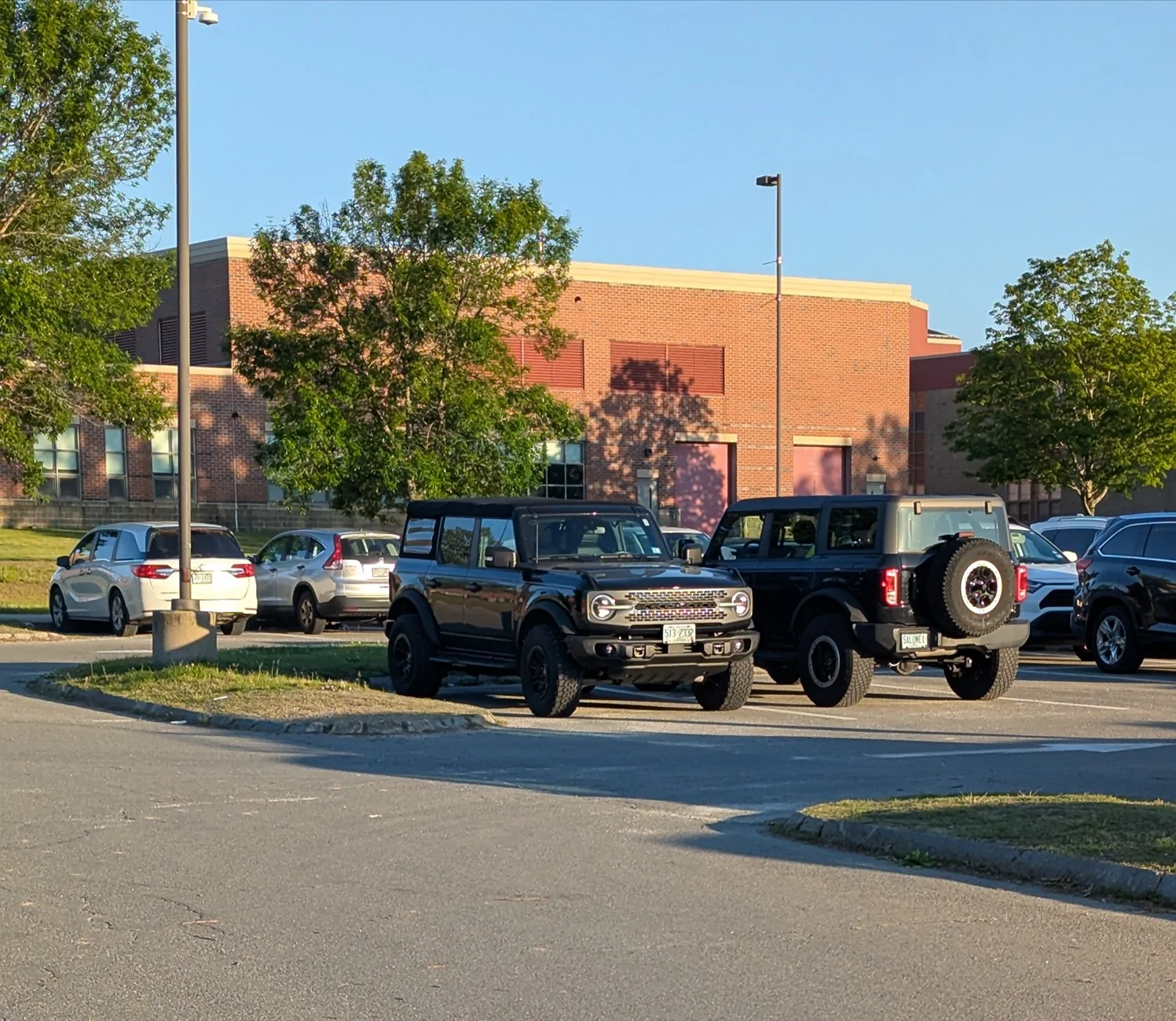 Ford Bronco What did you do TO / WITH your Bronco today? 👨🏻‍🔧🧰🚿🛠 edited_PXL_20260601_232016239