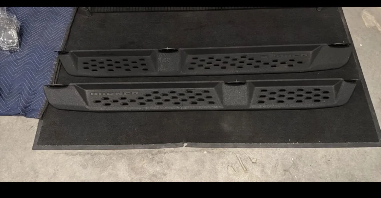 Ford Bronco Raptor Running Boards? Help! IMG_3330