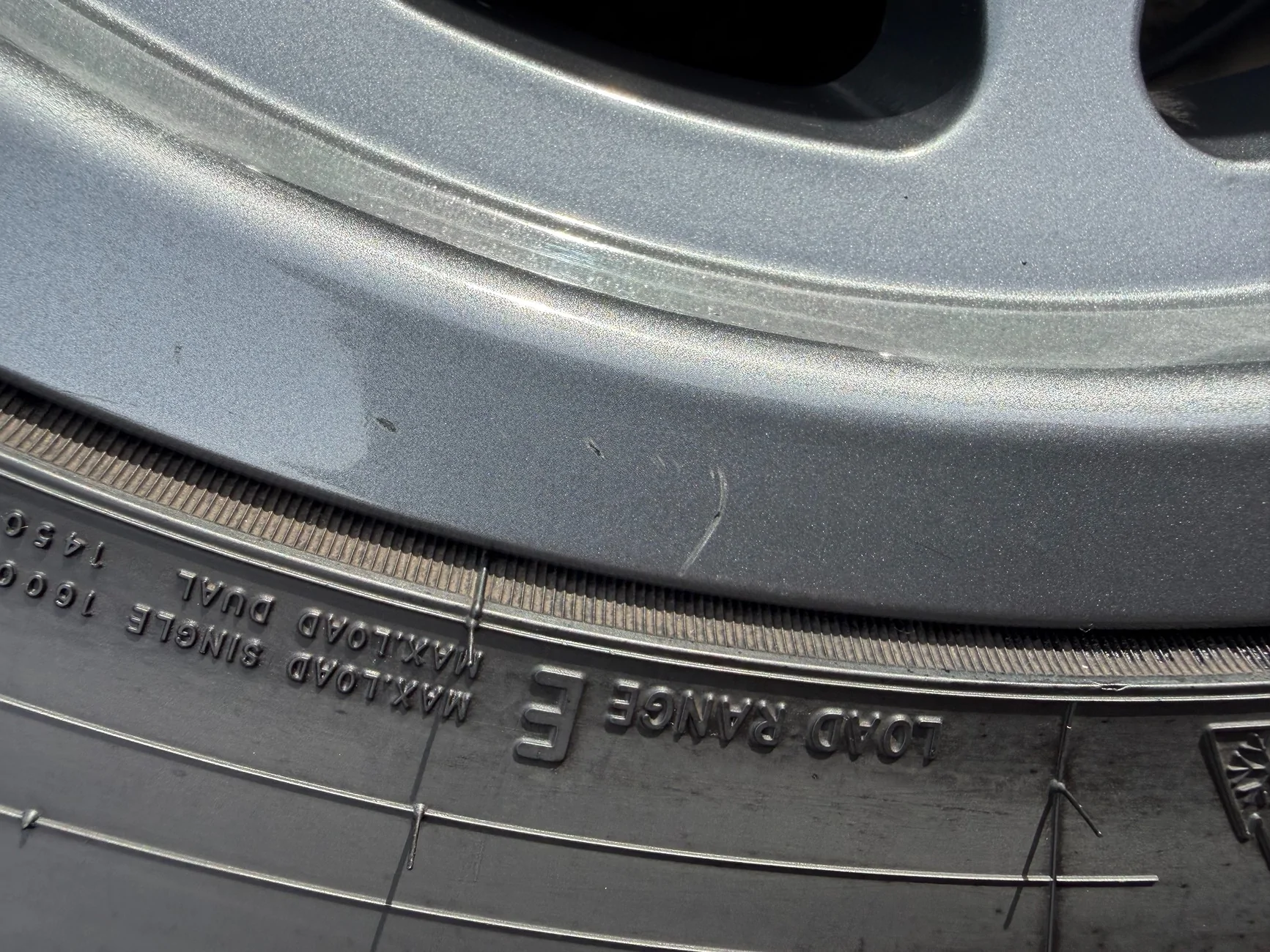 Ford Bronco FS - 5X 17" Method 703 Bead Grip Wheels (0 Offset) & 275/70R17 Toyo Open Country AT3 85% life - $2200 OBO IMG_3870