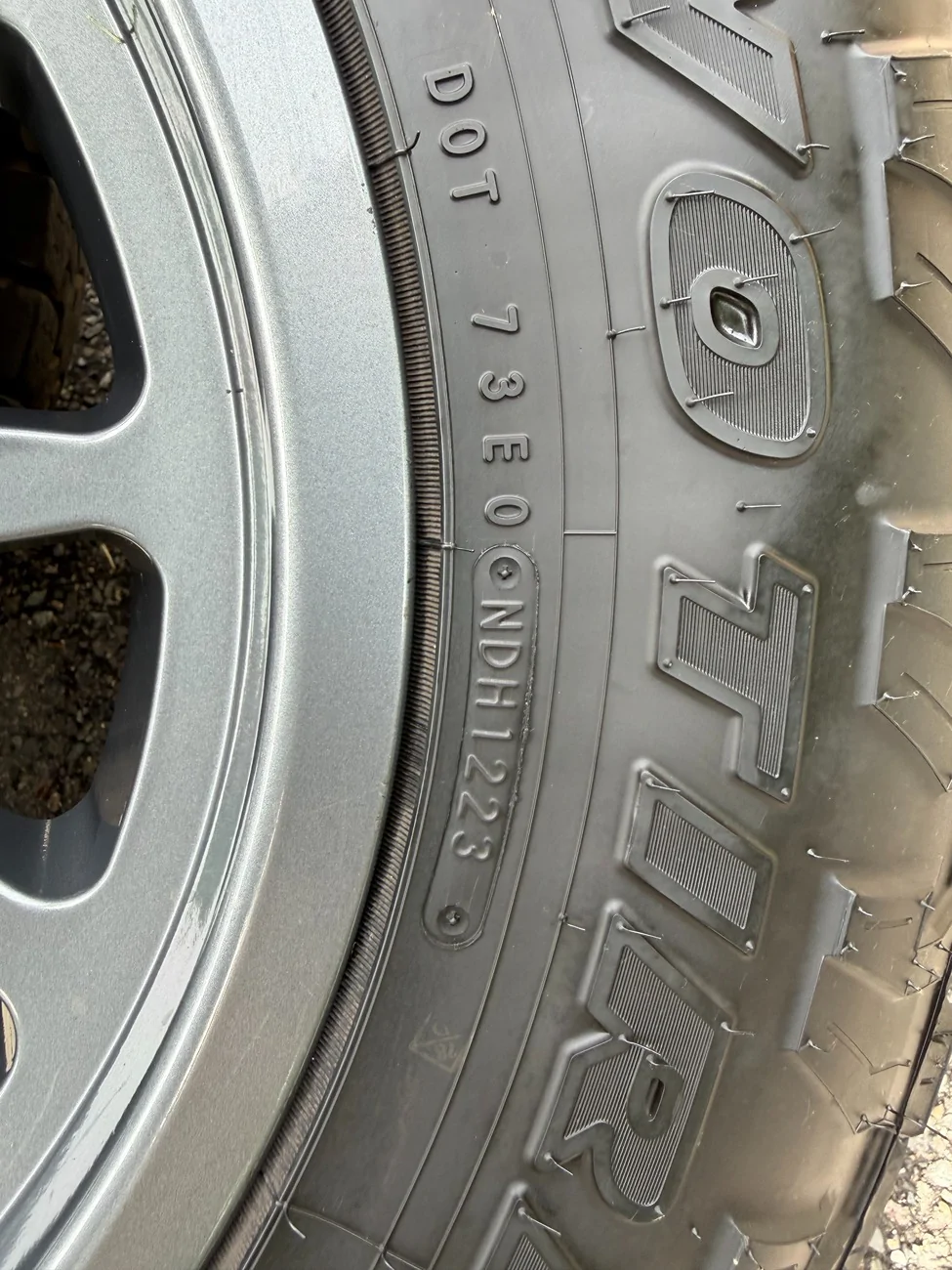 Ford Bronco FS - 5X 17" Method 703 Bead Grip Wheels (0 Offset) & 275/70R17 Toyo Open Country AT3 85% life - $2200 OBO IMG_3886