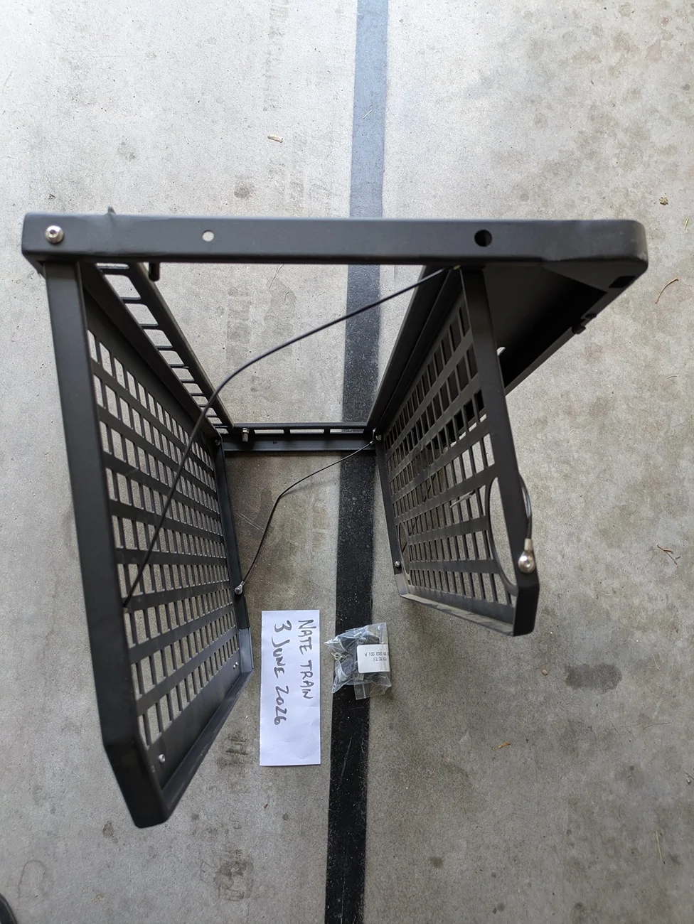 Ford Bronco Off Brand Swing Gate Table 1000005156