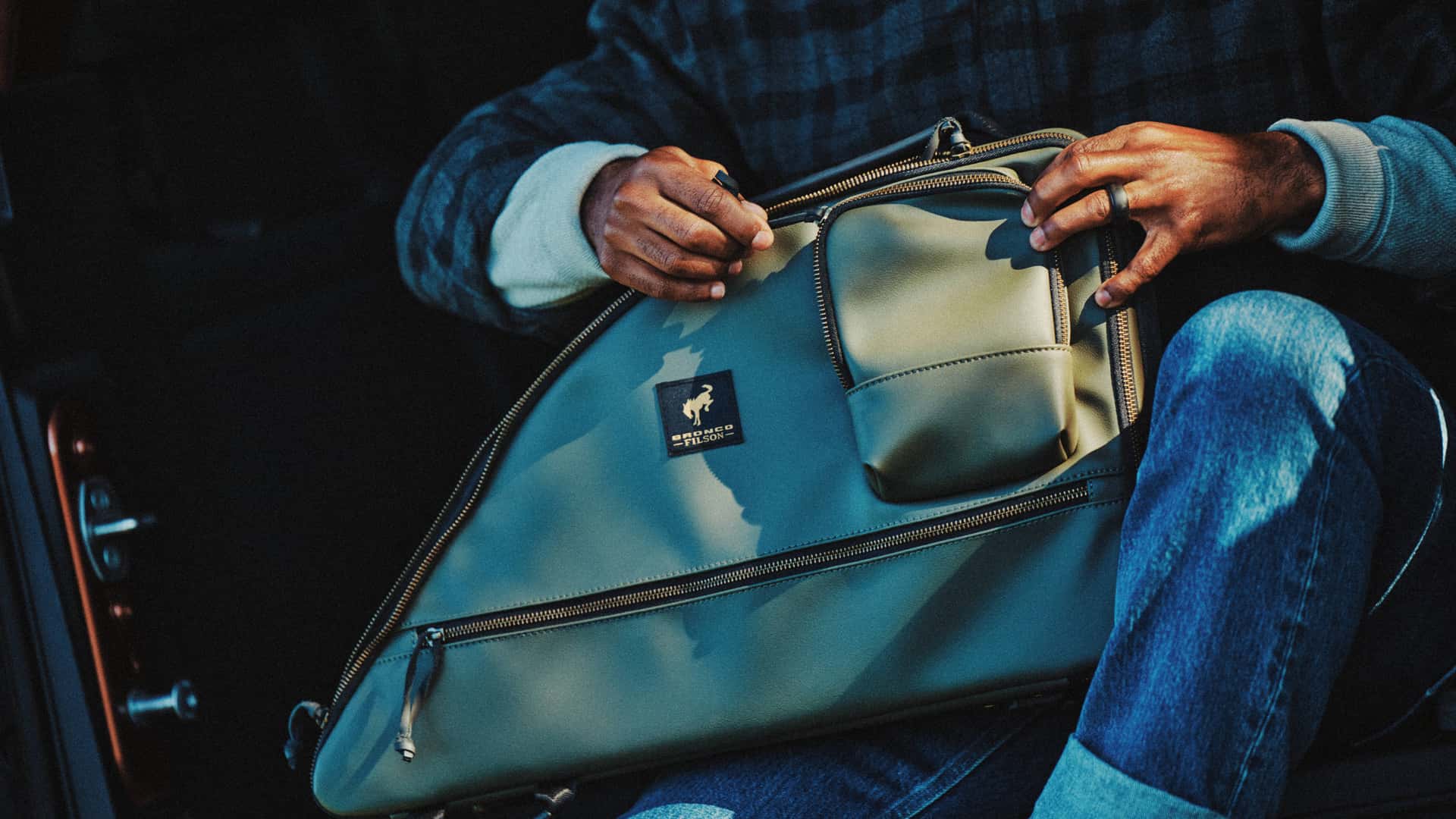 Ford Bronco New Filson Edition Bronco Coming Early 2027 2027-ford-bronco-filson-first-edition