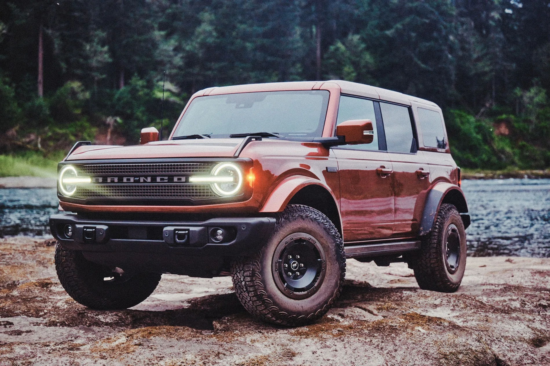 Ford Bronco 2027 Bronco Filson: Specs, Price, Features, Everything You Need to Know New_2027_Bronco_Filson _First_Edition_1_66