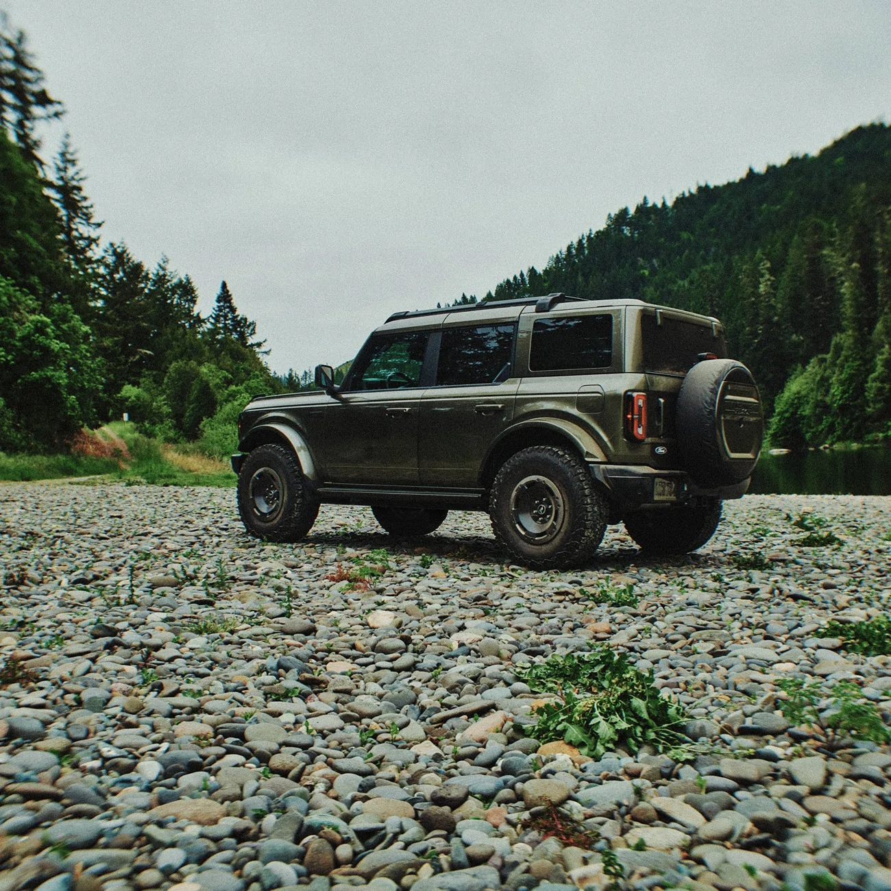 Ford Bronco 2027 Bronco Filson: Specs, Price, Features, Everything You Need to Know New_2027_Bronco_Filson_2_50