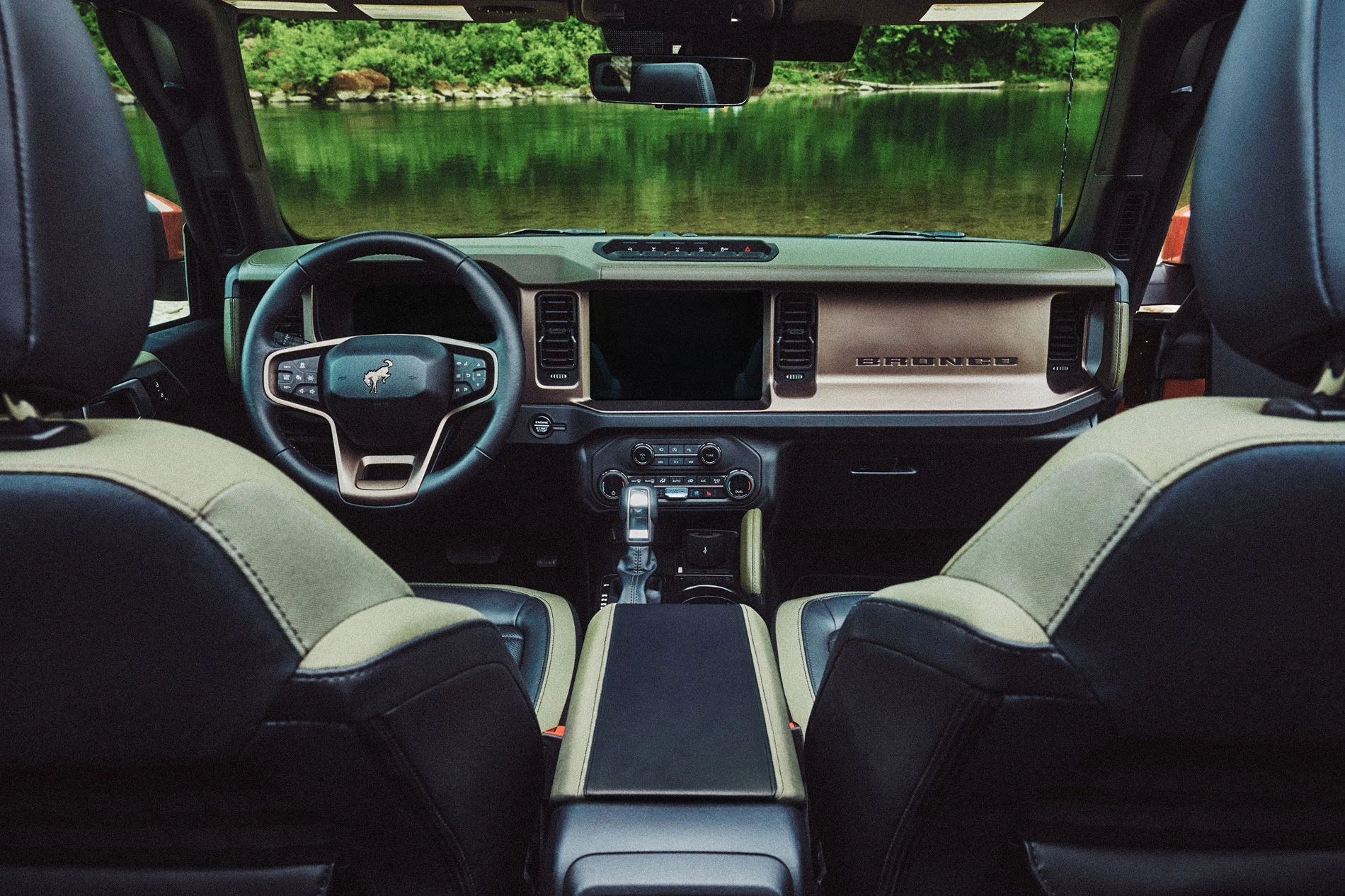 Ford Bronco 2027 Bronco Filson: Specs, Price, Features, Everything You Need to Know New_2027_Bronco_Filson_12_40