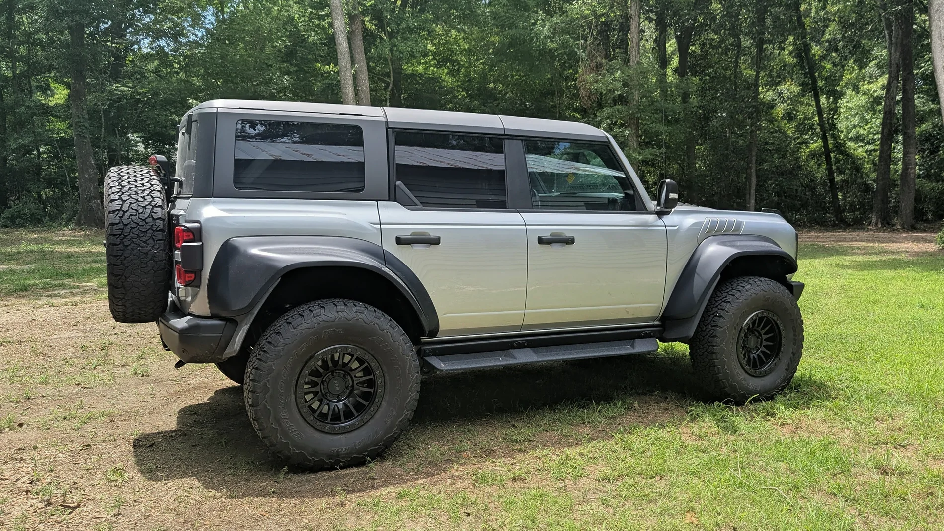 Ford Bronco New Wheels: Relation Race Wheels RR7s (22lbs & beadlock capable) PXL_20260604_185306787~2
