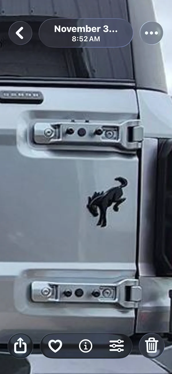 Ford Bronco BRaptor Tailgate Hinges, vertical pre-drilled holes? IMG_9103