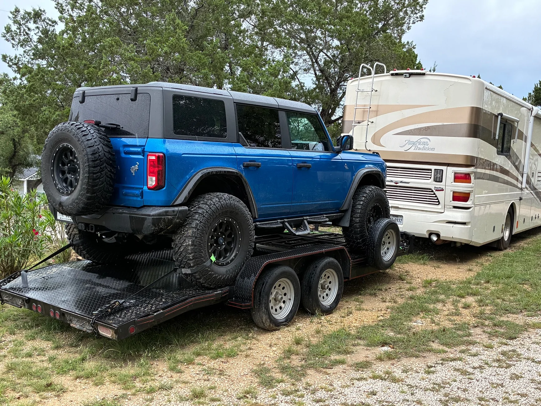 Ford Bronco Which wheel width and offset for 37s? IMG_0552