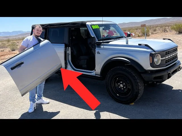 Ford Bronco Anyone making a Bronco-specific door lift device yet??? IMG_3592