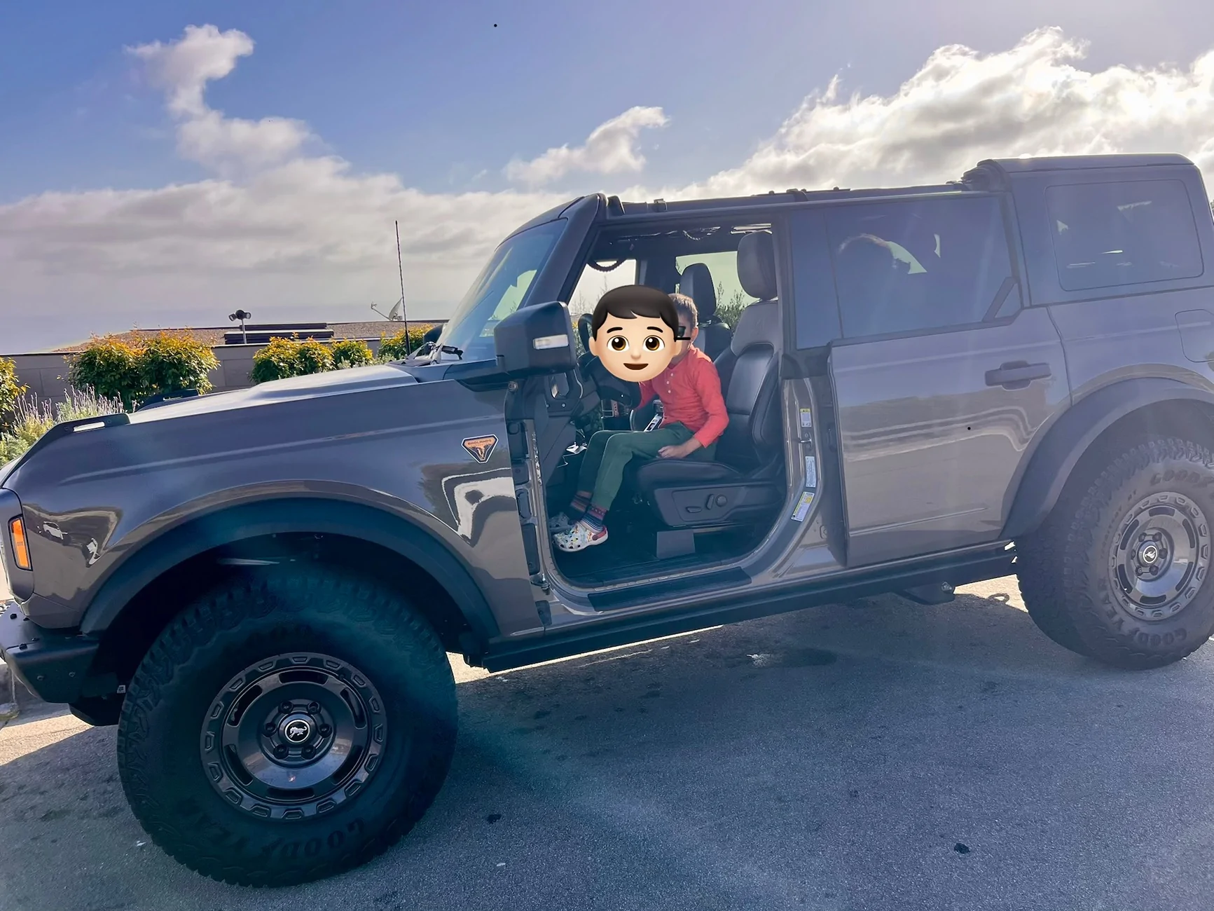 Ford Bronco What did you do TO / WITH your Bronco today? 👨🏻‍🔧🧰🚿🛠 IMG_8017