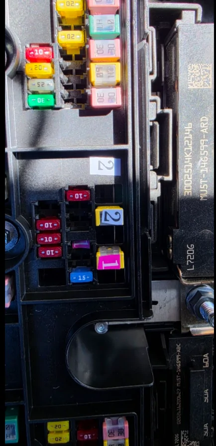 Ford Bronco Flat Towing must pull fuses 1780930514339-wf