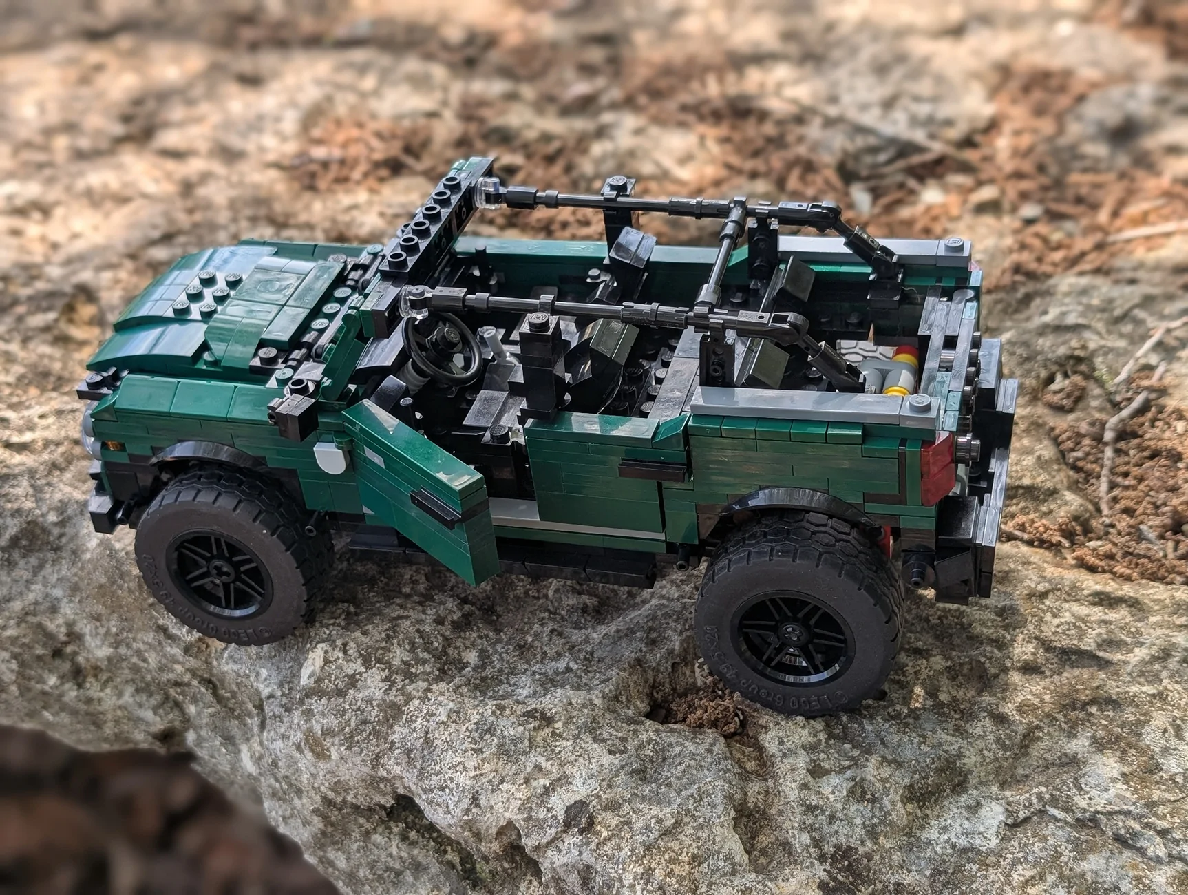Ford Bronco Custom Bronco Lego Build PXL_20260419_160751963.PORTRAIT