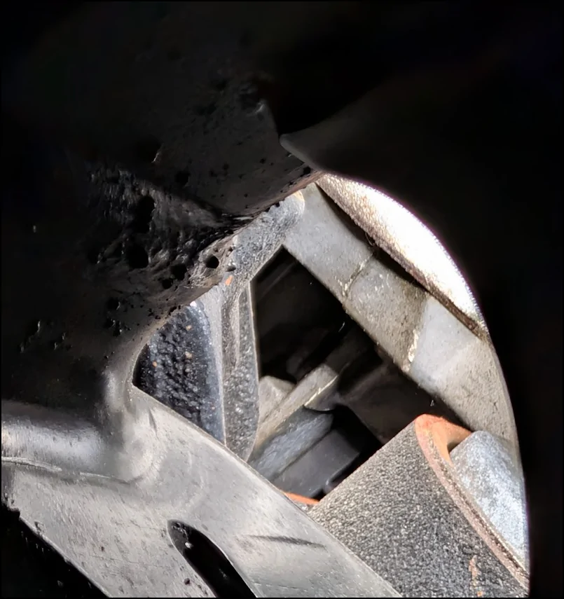 Ford Bronco Fluid leak near the rear main seal - Fixed 1780963936705-xz