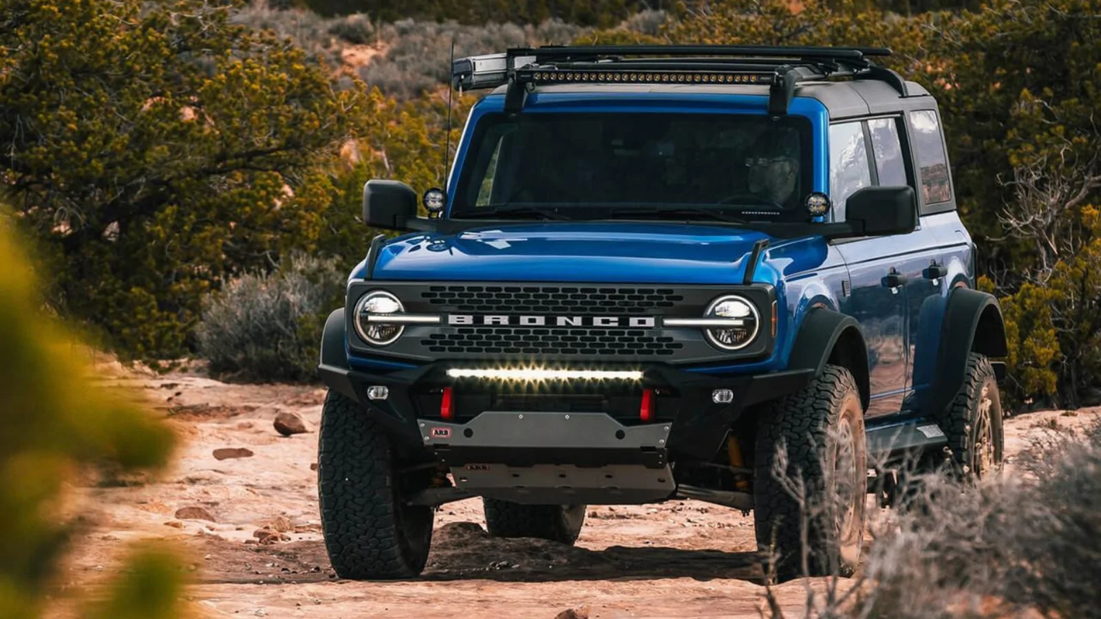 Ford Bronco ARB Summit Winch Bumper vs Zenith Non-Winch Front Bumper: Which Is Right for Your Bronco Build? Untitled design (1)