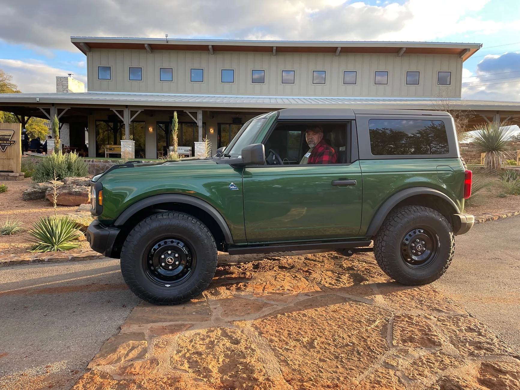 Ford Bronco Base bronco 2dr tire upgrade suggestions IMG_5225