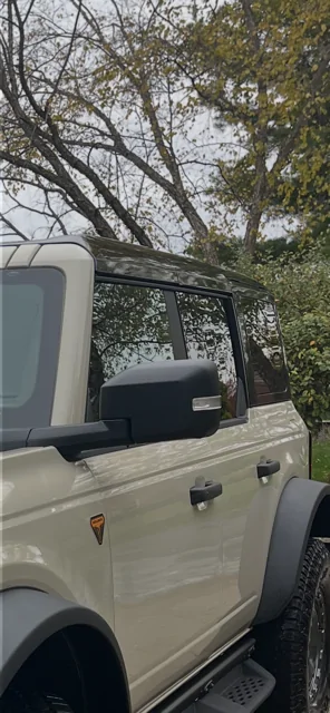 Ford Bronco 2025 OEM Bronco Hardtop Gloss Painted Shadow Black BRONCO HARDTOP 7.png.jpeg