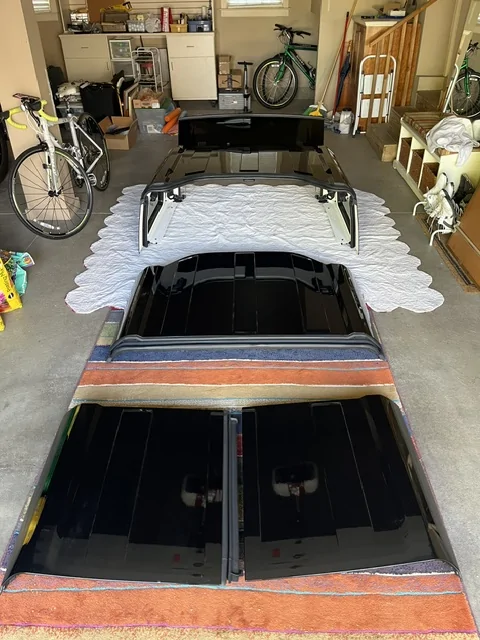Ford Bronco 2025 OEM Bronco Hardtop Gloss Painted Shadow Black BRONCO HARDTOP 3.png