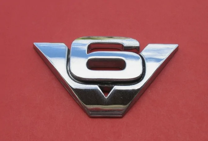 Ford Bronco Round 2 of engine emblems. 1781205251384-ls