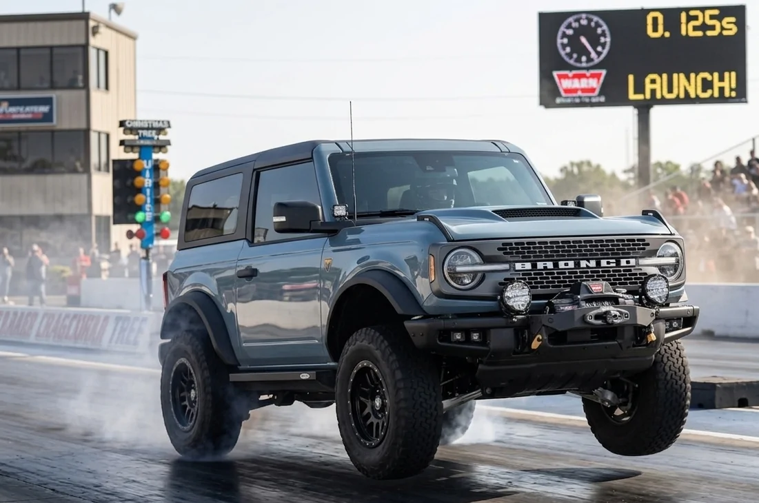 Ford Bronco 750hp Whipple Supercharged Coyote 5.0 Bronco at drag strip & dyno -- by Badass Broncos + Livernois Motorsports rydfr