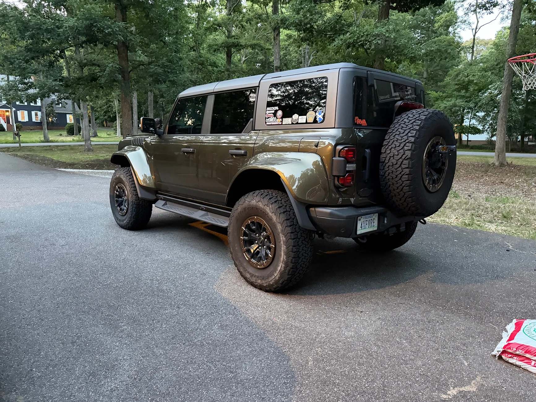 Ford Bronco Color Matched Beauty Rings on wheels - spray paint DIY IMG_1129