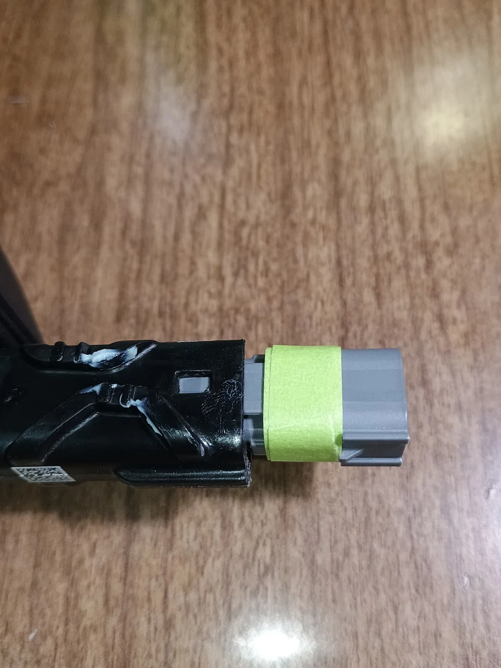 Ford Bronco Key fob configuration and key fob sensing Door handle plug