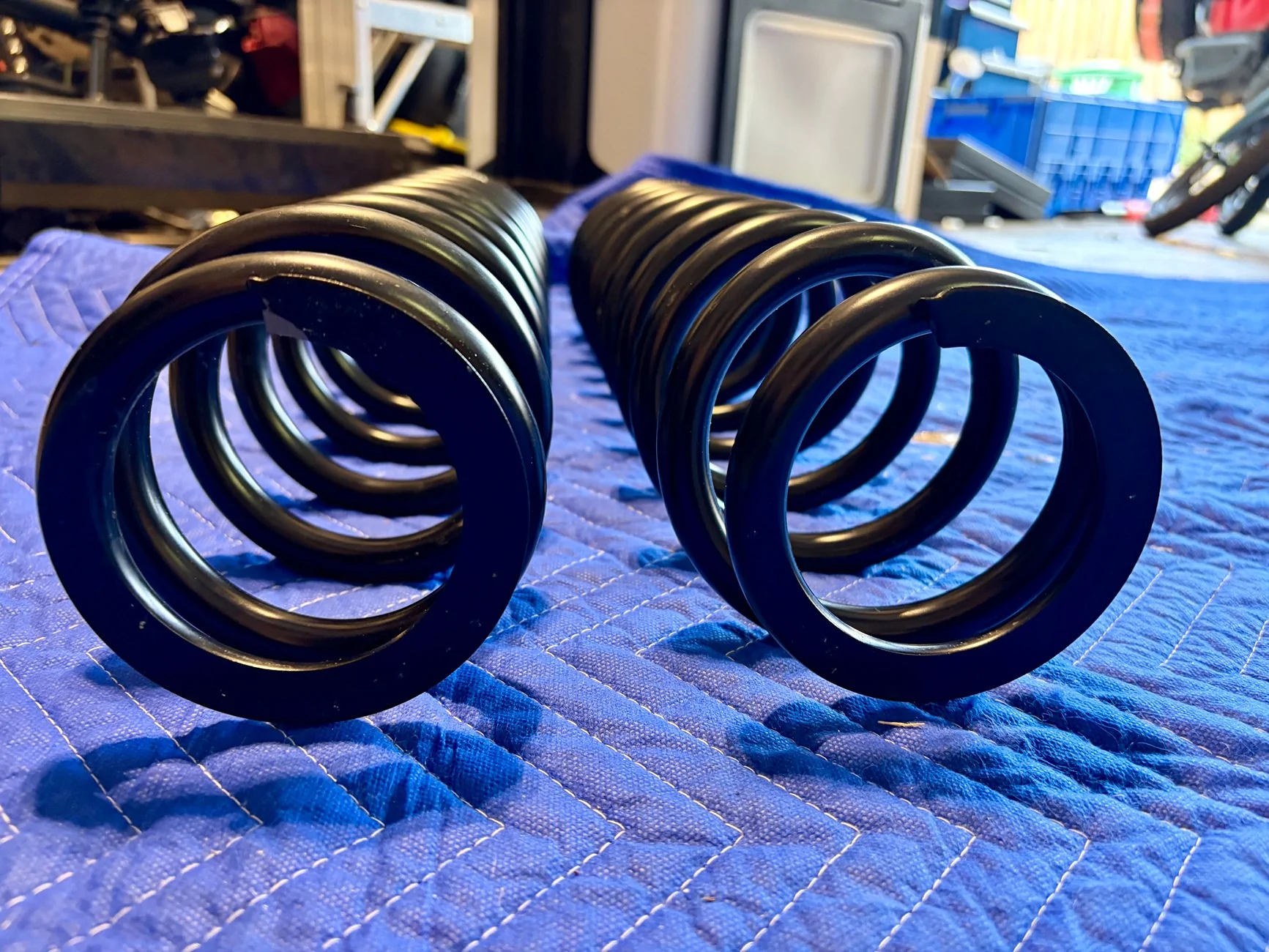 Ford Bronco ICON Heavy Rate Rear Coil Springs for Bronco — Part #48200.... $ 260 OBO IMG_0149
