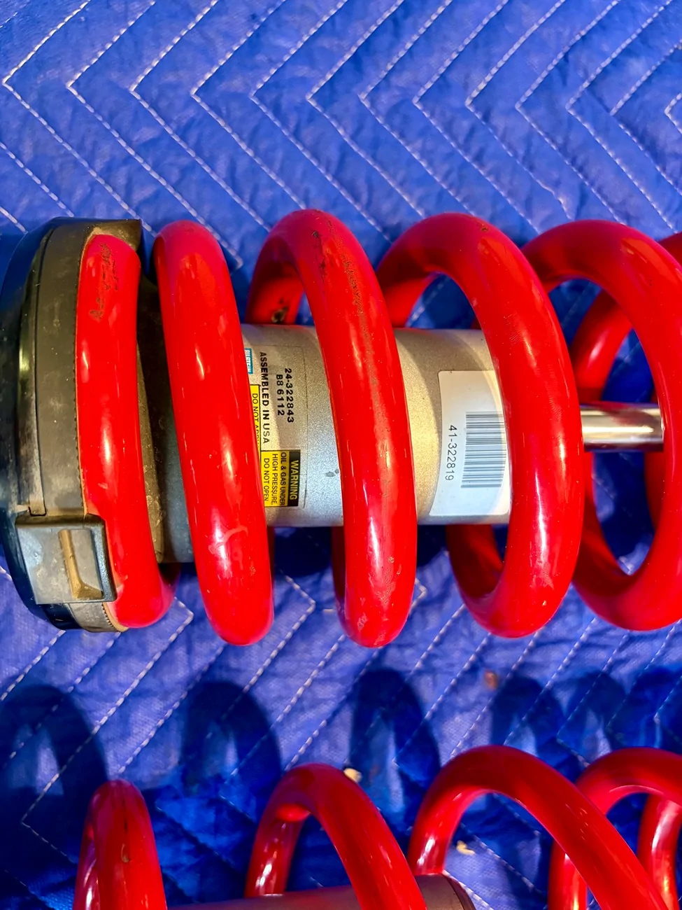 Ford Bronco Ford Performance Bilstein Coilover/Shock Set with Dobinsons Red Springs — Bronco 2021+.. $750 IMG_0140