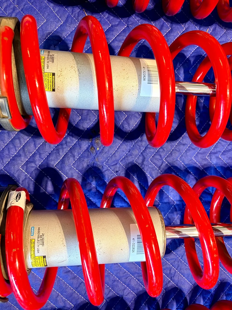 Ford Bronco Ford Performance Bilstein Coilover/Shock Set with Dobinsons Red Springs — Bronco 2021+.. $750 IMG_0139
