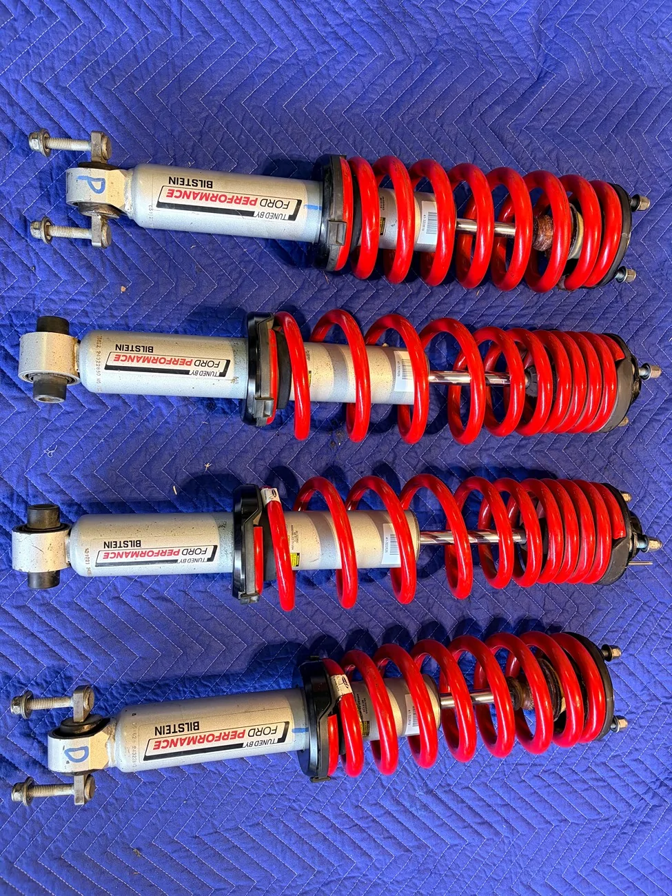 Ford Bronco Ford Performance Bilstein Coilover/Shock Set with Dobinsons Red Springs — Bronco 2021+.. $750 IMG_0138