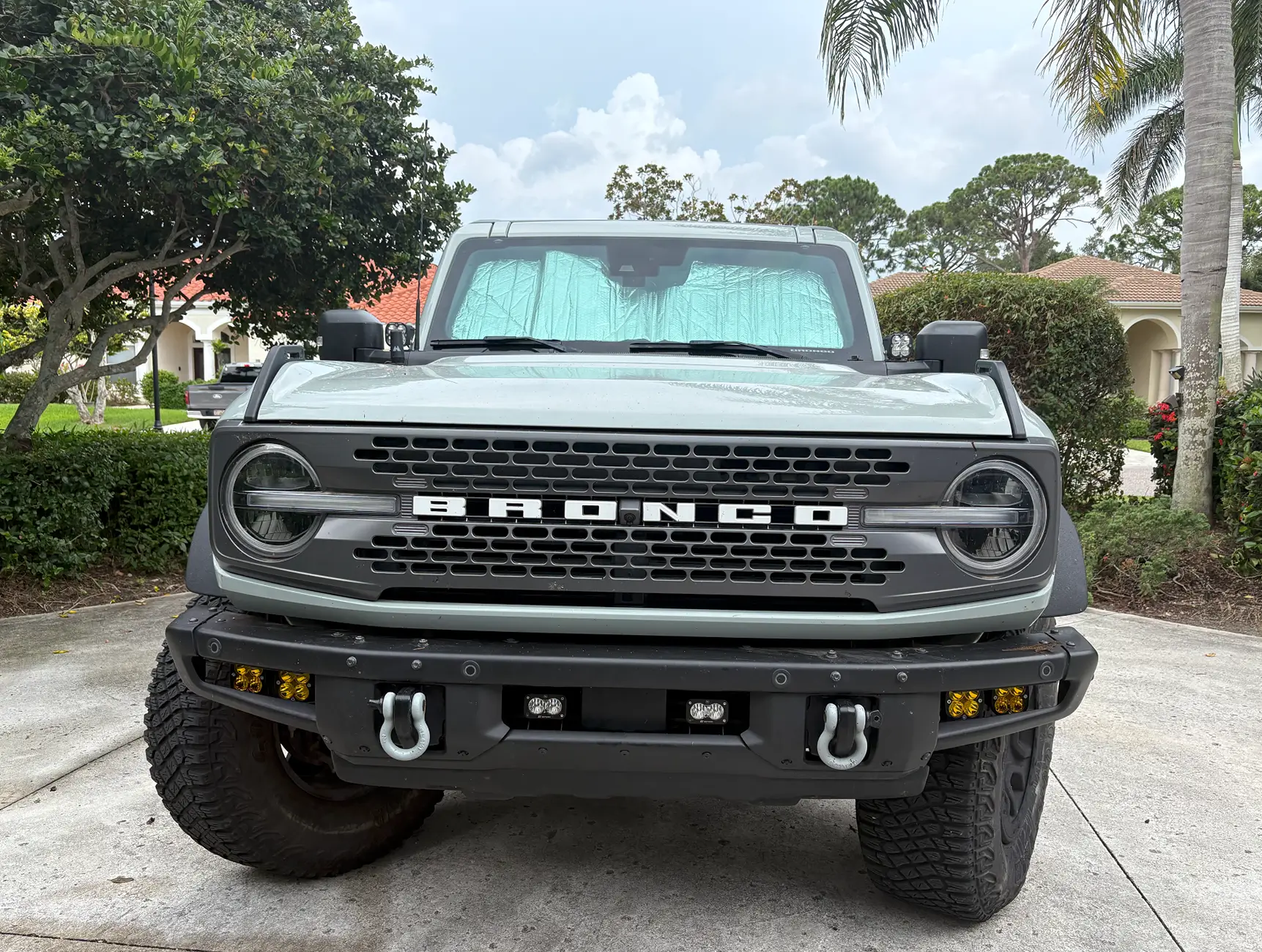Ford Bronco Baja S2's in Bumper with aftermarket bracket Screenshot 2026-06-13 at 10.47.07 AM