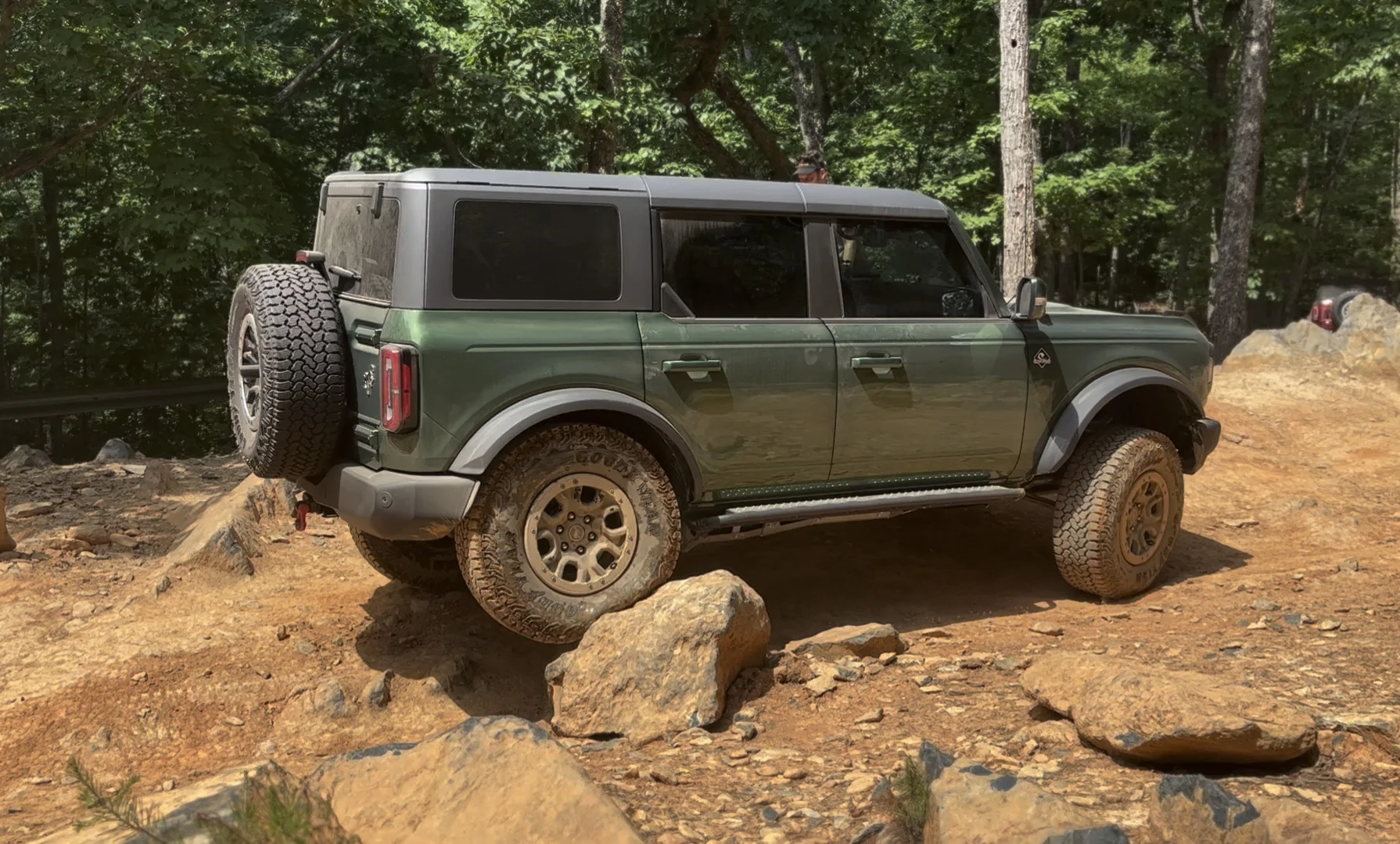 Ford Bronco ERUPTION GREEN Bronco Club Screenshot_20260614_083253_Gallery