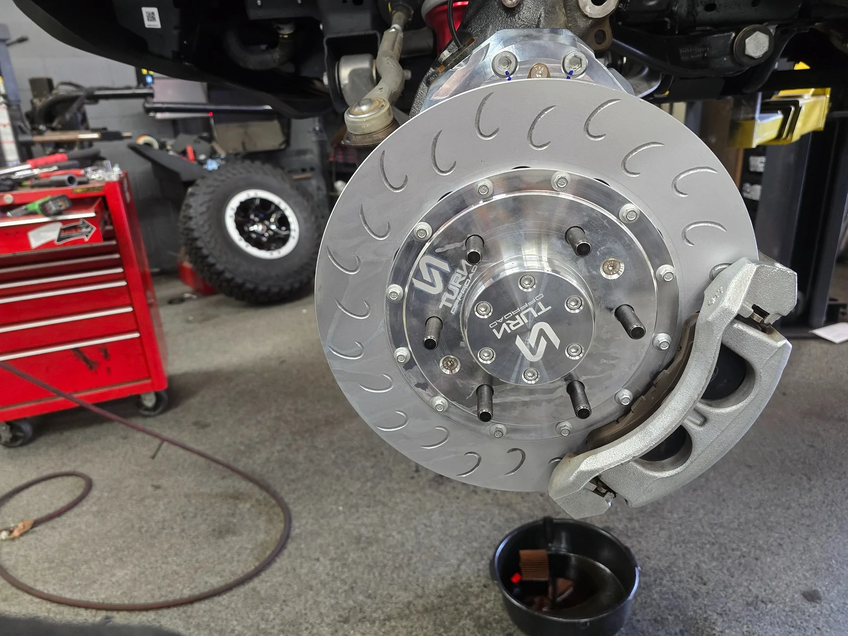 Ford Bronco Turn Offroad Portals 20260615_120334