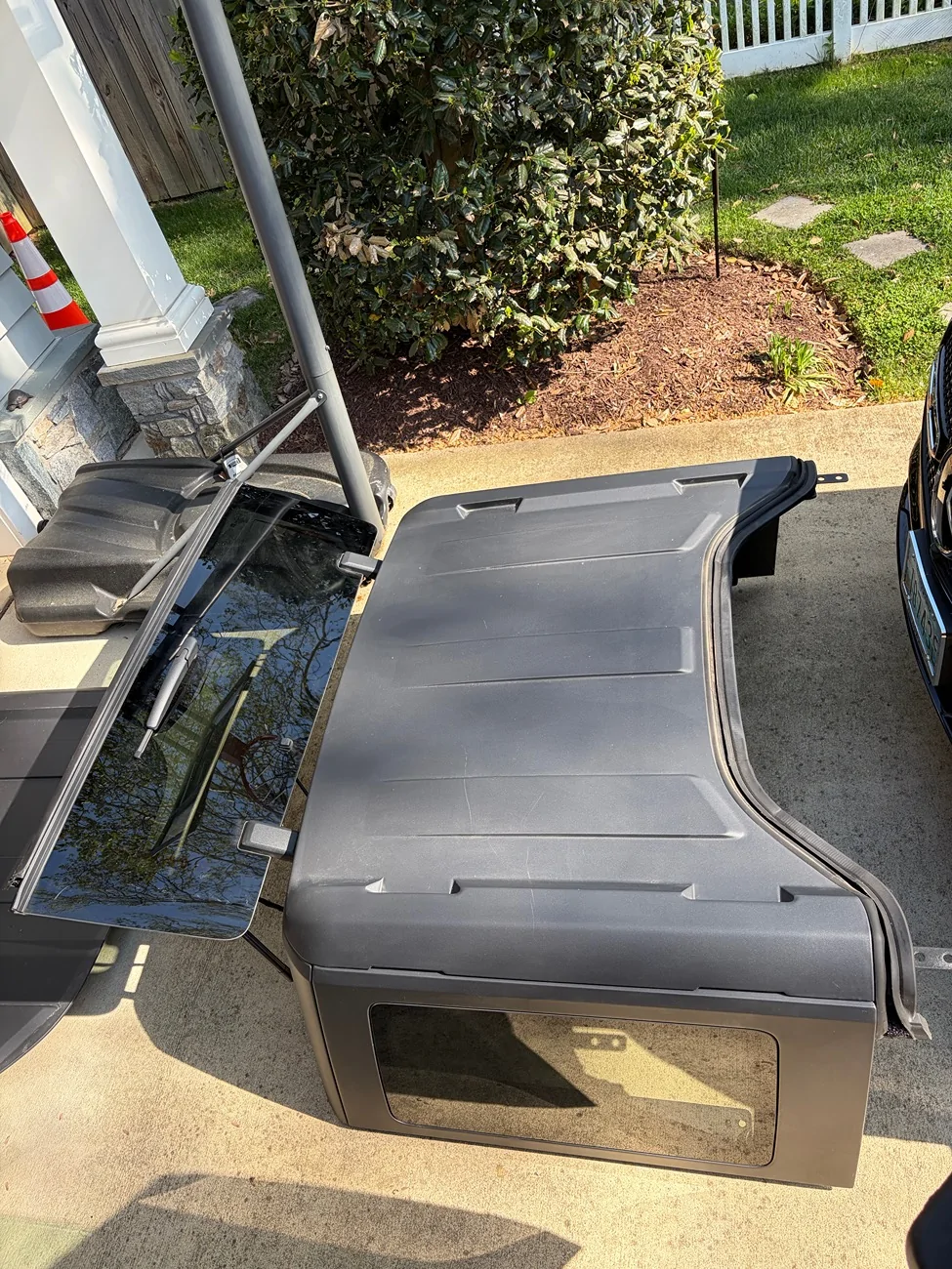Ford Bronco 2024 Wildtrak OEM Hardtop, LED Taillights, Rear Bumper (8k Mile Takeoffs) DC/DMV IMG_0842