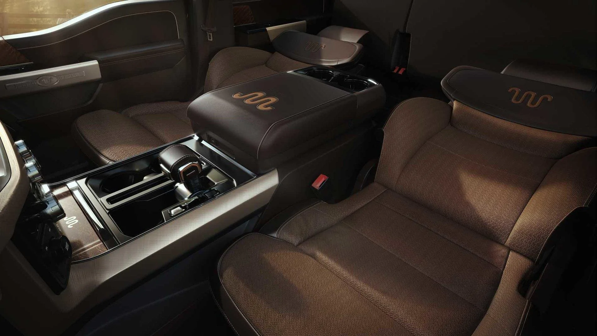 Ford Bronco Why is everyone hellbent on infotainment specs? 2021-ford-f-150-2