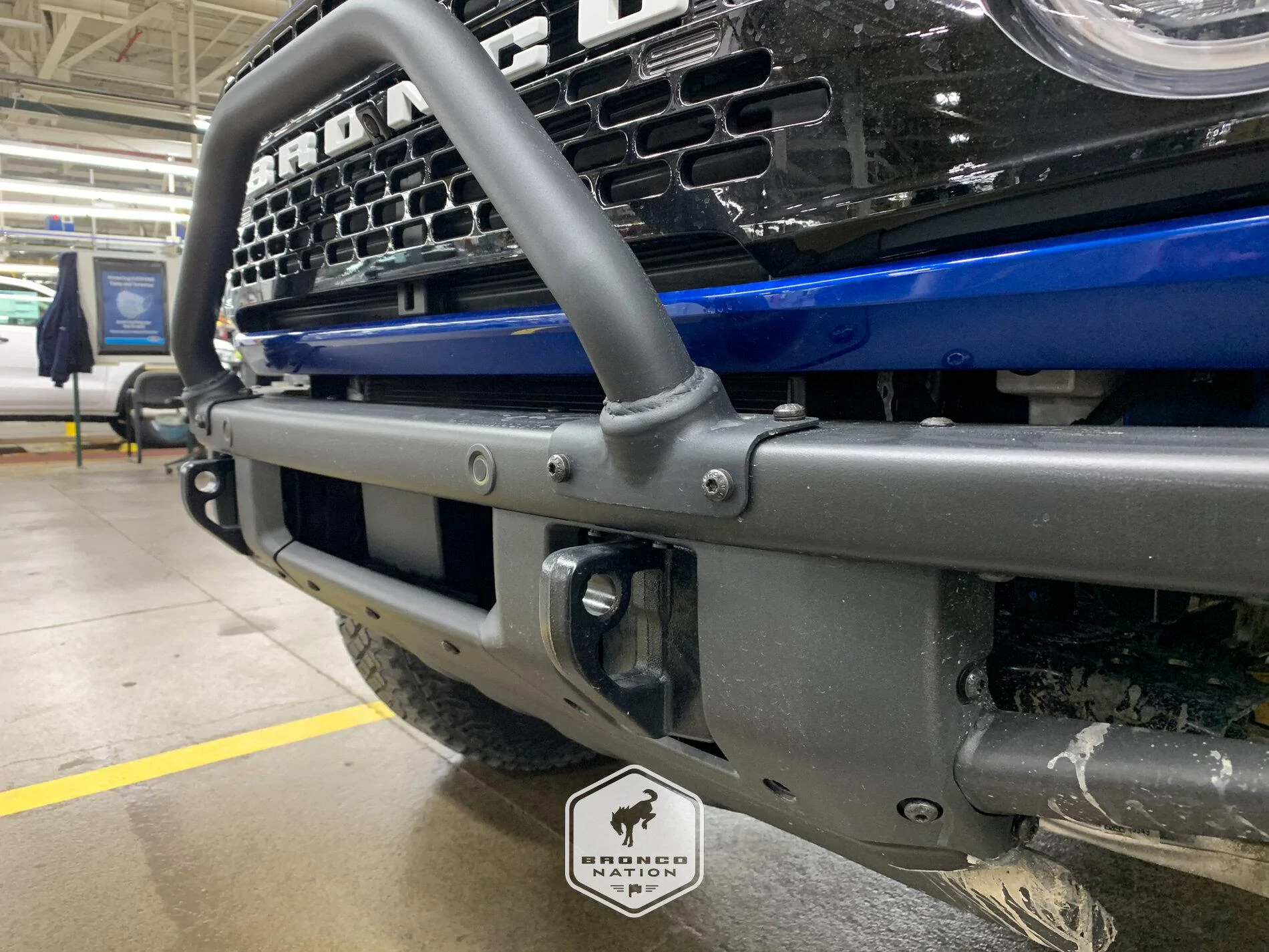Ford Bronco 2 door fastback top DOES fold back! Lightning Blue First Edition Bronco With Graphics FE-EXT-Graphics-15