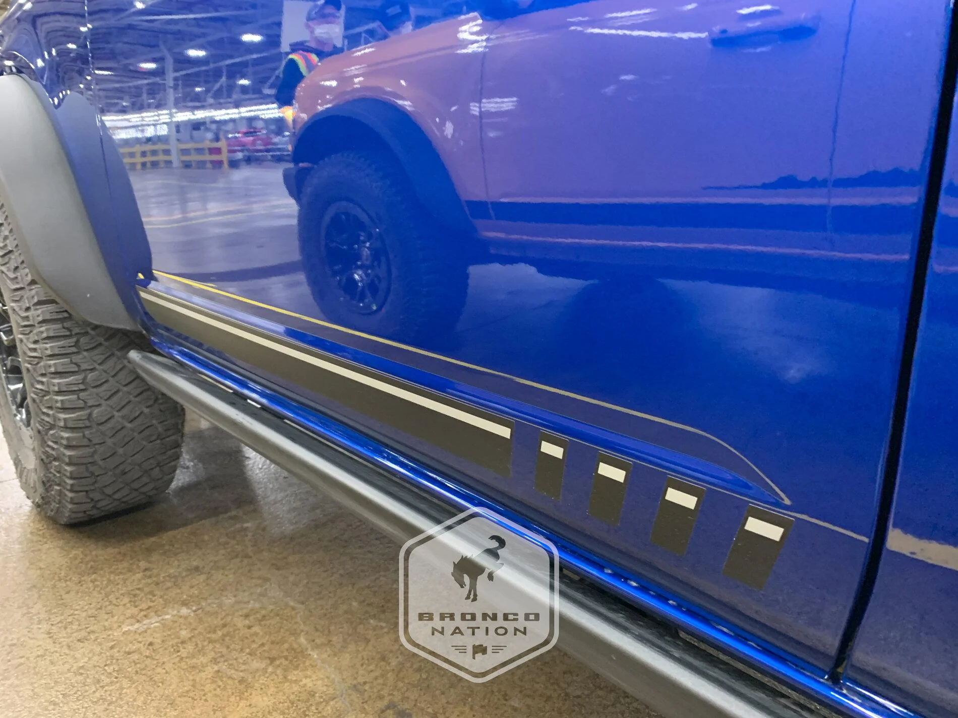 Ford Bronco 2 door fastback top DOES fold back! Lightning Blue First Edition Bronco With Graphics FE-Graphics-02