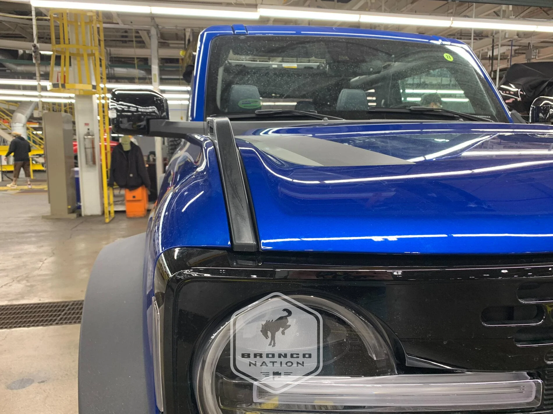 Ford Bronco 2 door fastback top DOES fold back! Lightning Blue First Edition Bronco With Graphics FE-Graphics-09