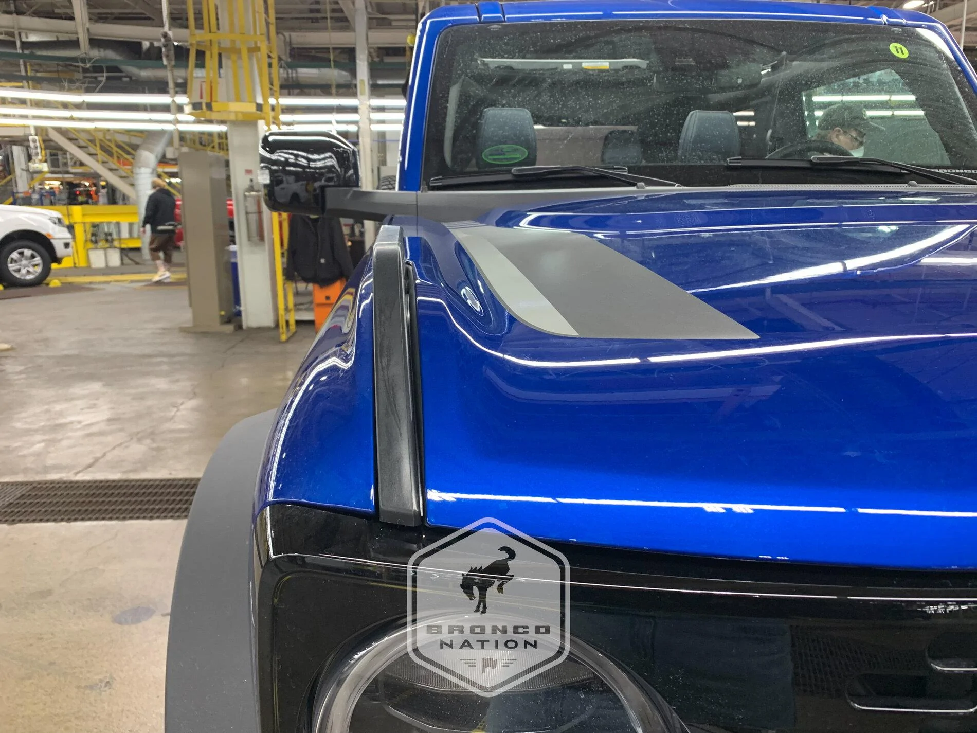 Ford Bronco 2 door fastback top DOES fold back! Lightning Blue First Edition Bronco With Graphics FE-Graphics-10