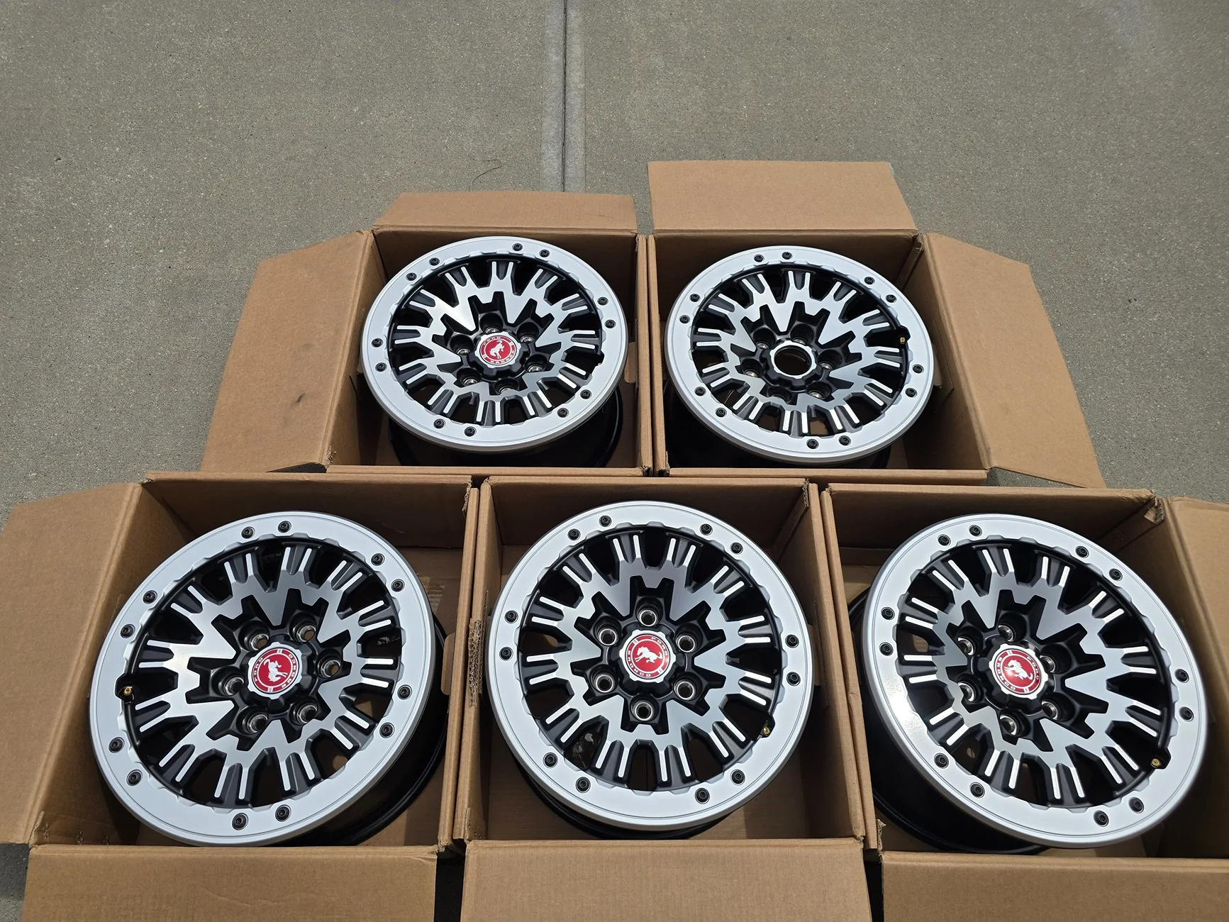 Ford Bronco 5 60 year anniversary wheels 20260620_120725