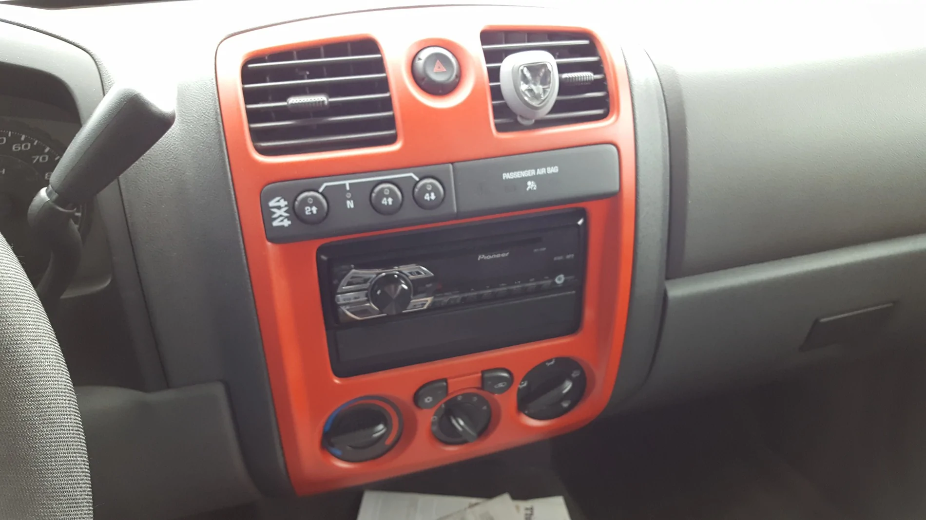 Ford Bronco Interior Trim and Seating Color Change Advice 2006_Colorado_Dash