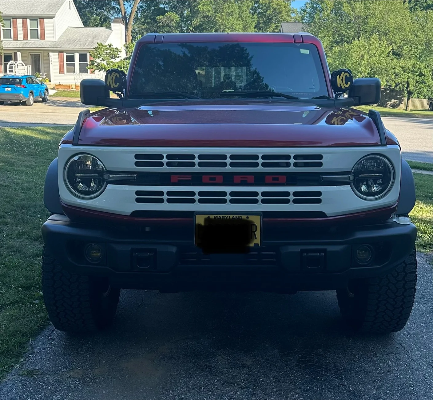 Ford Bronco Has anyone used KC Gravity Titans for ditch lights? IMG_1611
